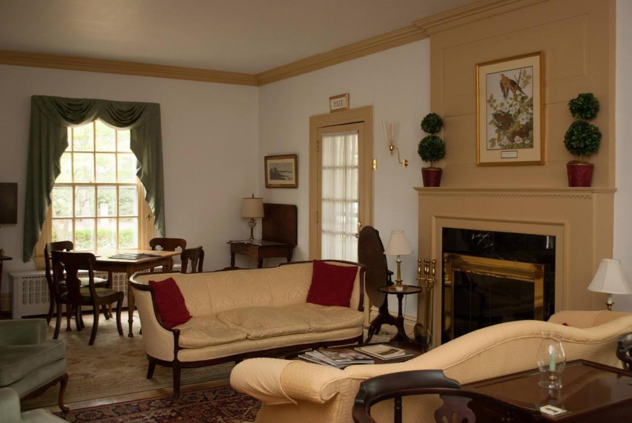 Colonial Capital B&B Williamsburg Esterno foto